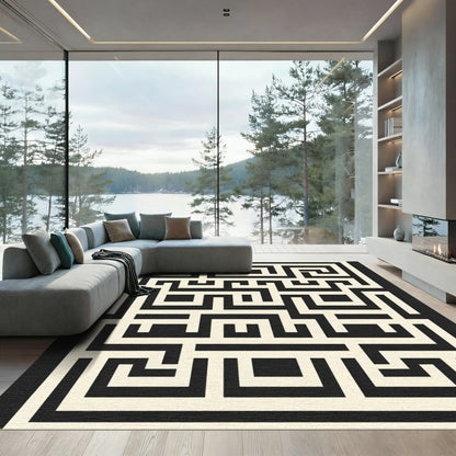 Geometric Black Beige Maze Rug