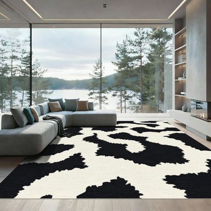 Black and White Organic Curve Rug