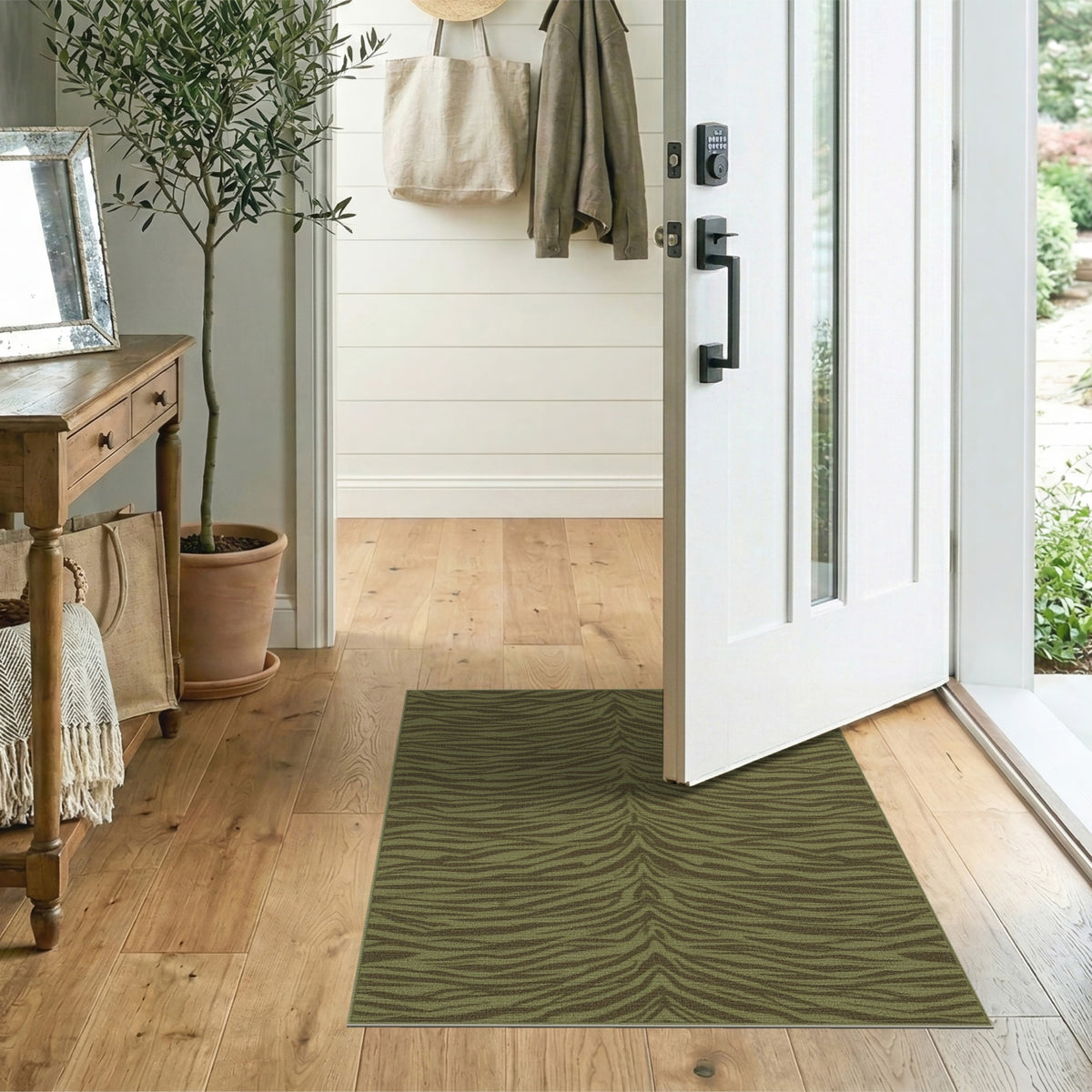 Green Wavy Stripe Washable Area Rug