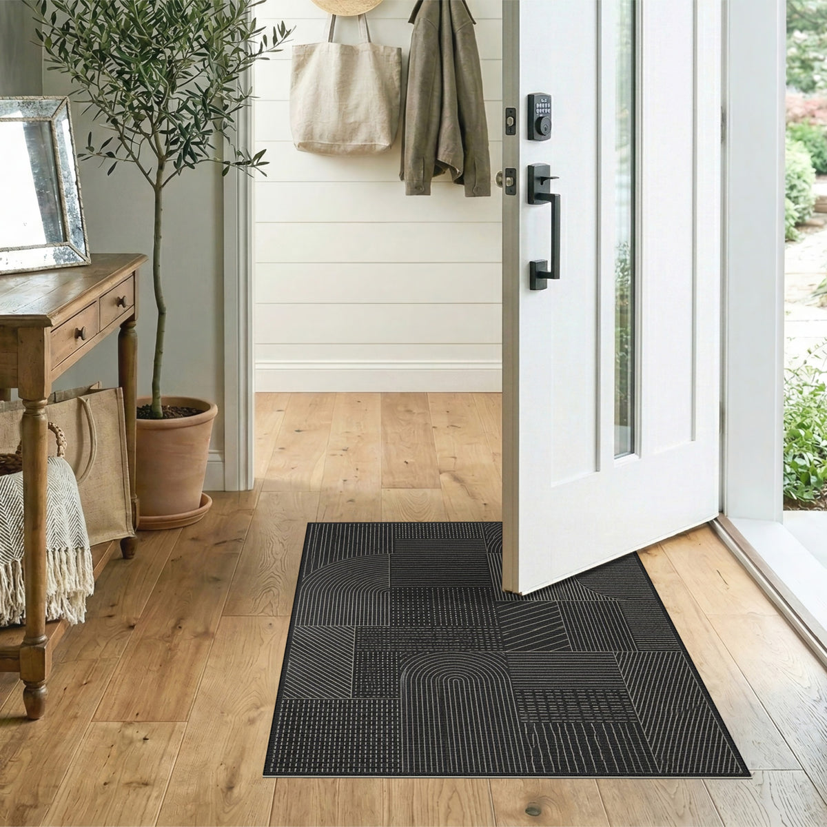 Black White Geometric Area Rug