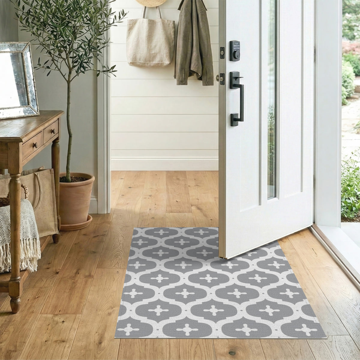 Grey Geometric Quatrefoil Area Rug