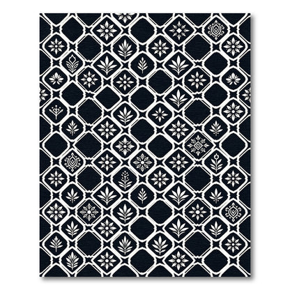 Monochrome Classic Floral Lattice Rug